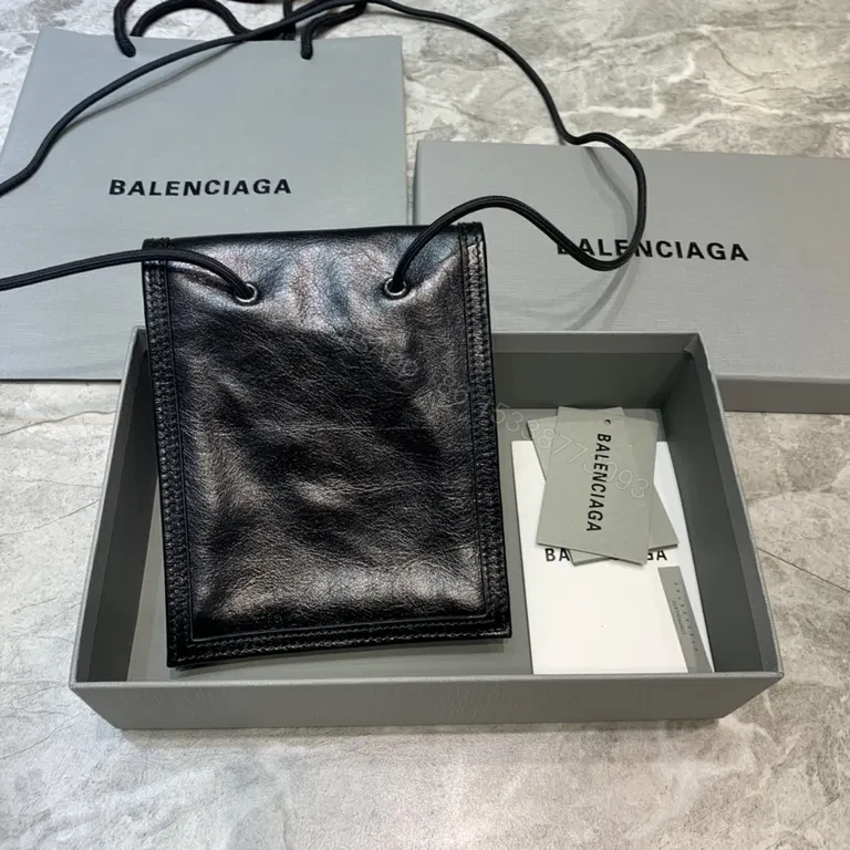 View 3 of Polished Leather Crossbody â€” Compact, Premium Everyday Style