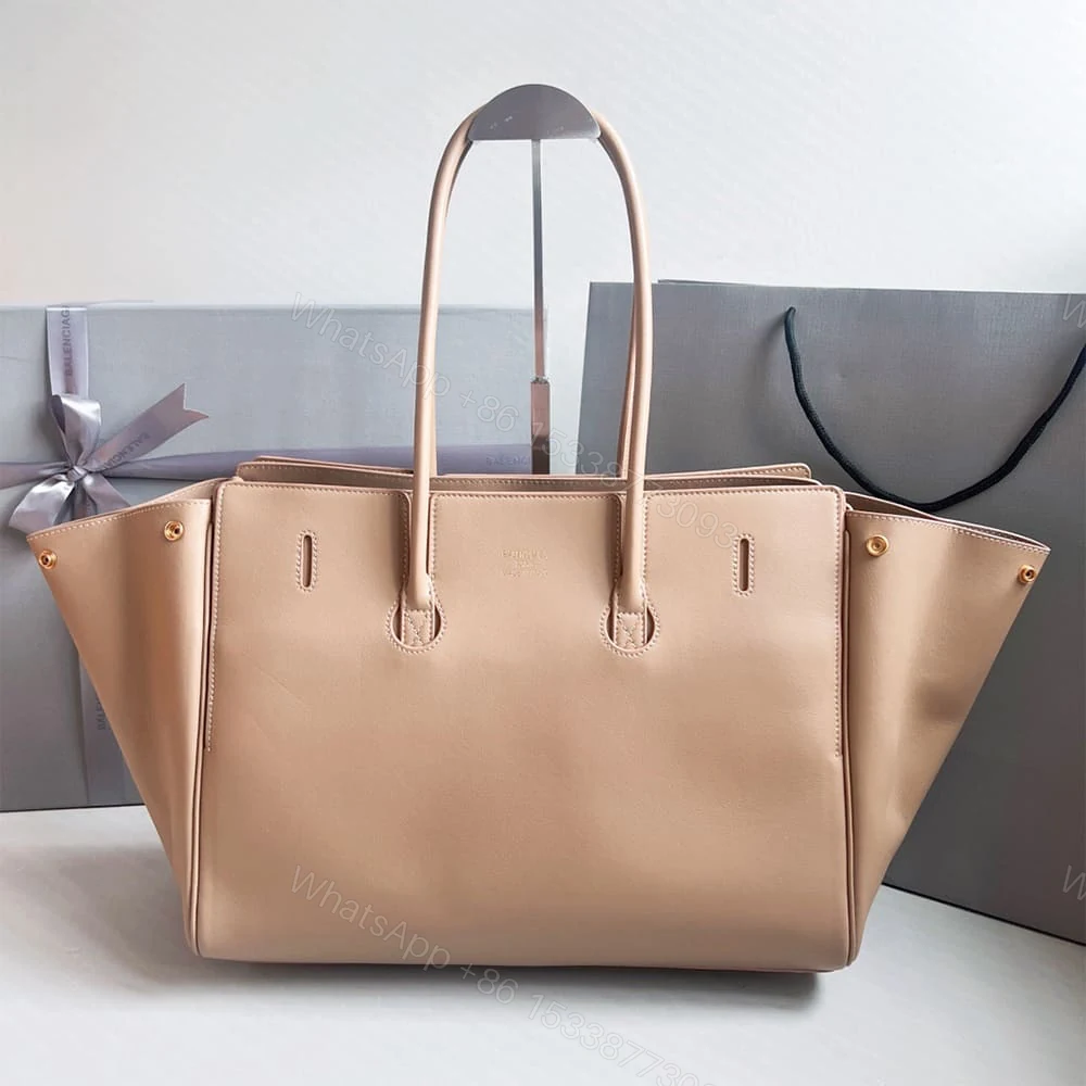 View 4 of Balenciaga Women’s Bel Air Carry All Bag Medium(HIGH-END GRADE)