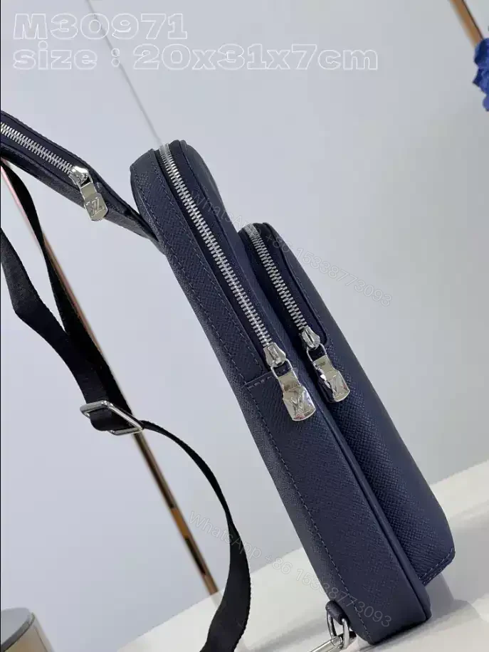 View 9 of LOUIS VUITTON AVENUE SLINGBAG NM – LBV416