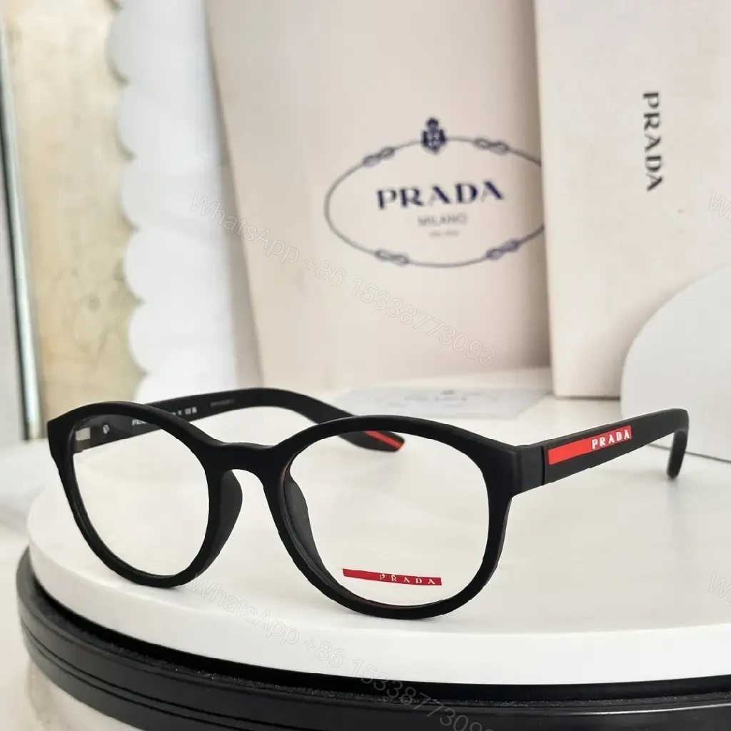 Bold Black Acetate Eyewear – Modern Minimalist Frames with Red Accents — view 1