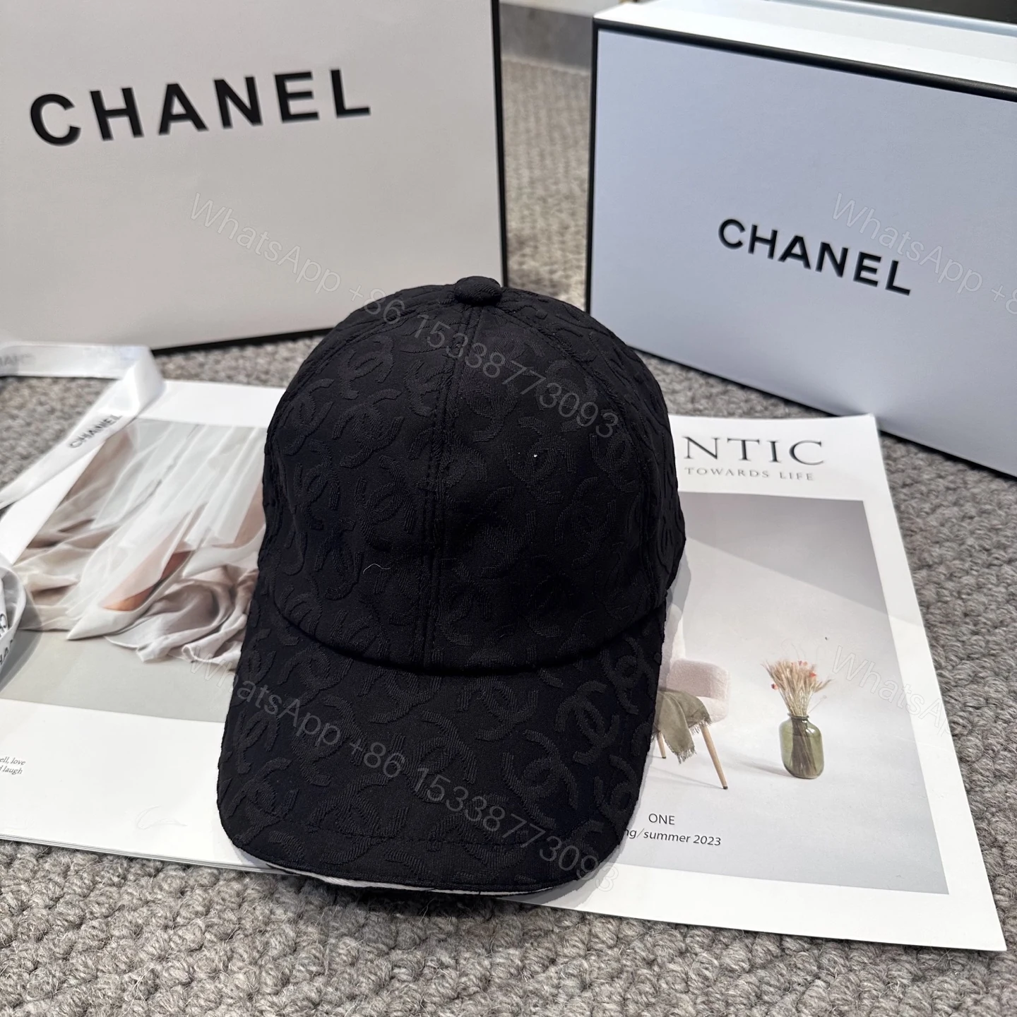 Chanel一比一棒球帽男女款黑色滿版Logo提花設計低調百搭款 — view 1