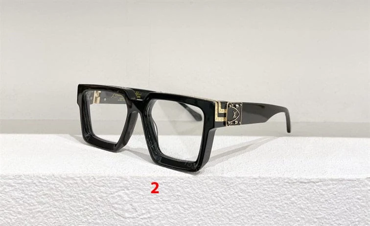 View 2 of LV SUNGLASSES – GLVT24