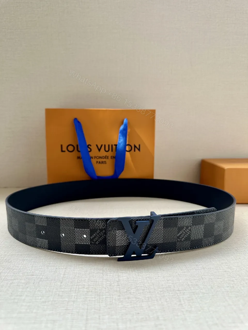 Monochrome Checkered Belt with LV Buckle - Premium Leather Belt — view 1
