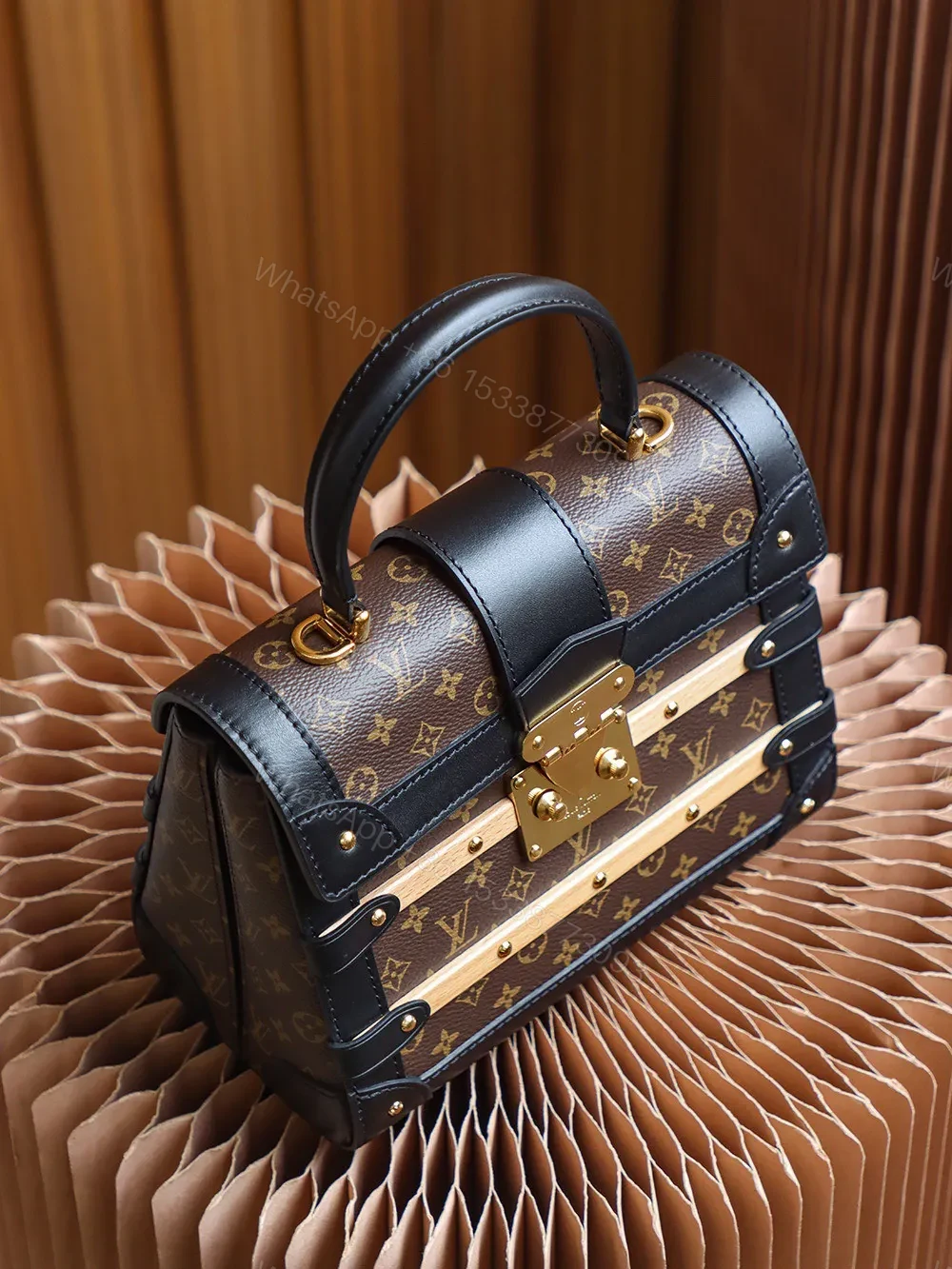 View 4 of Louis Vuitton LV Monogram Trianon PM Top-Handle Bag Like Auth Handbags 21x18x11cm