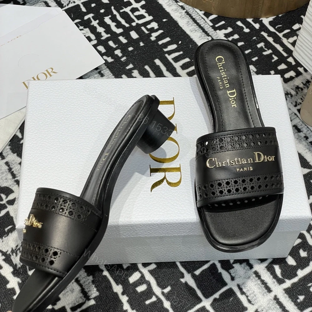 View 7 of 高仿Dior*D-Lane系列KCO206圓頭套腳拖鞋短踭黑色免檢版