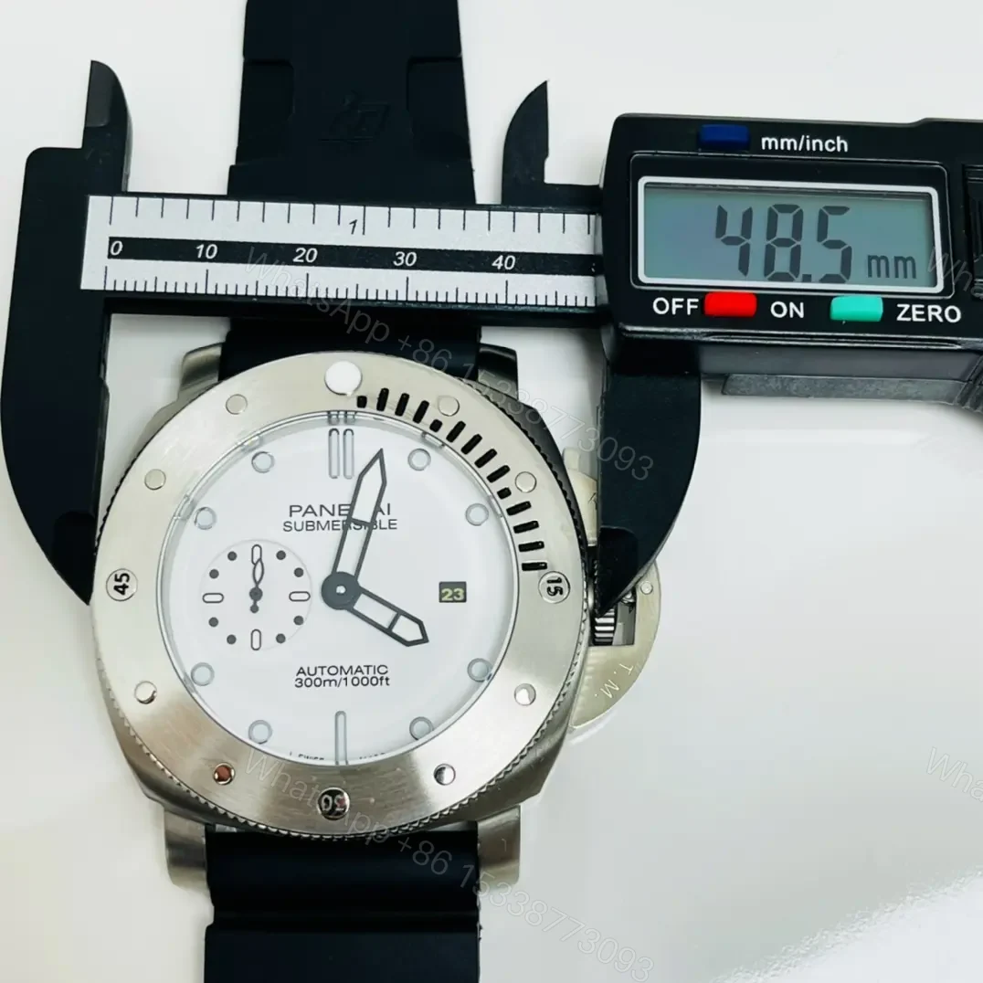 View 5 of V7 Factory PANERAI Submersible Automatic Watch – White Dial, 316L Stainless Steel Case, Black Rubber Strap, 48.5mm Diameter, Noble Style
