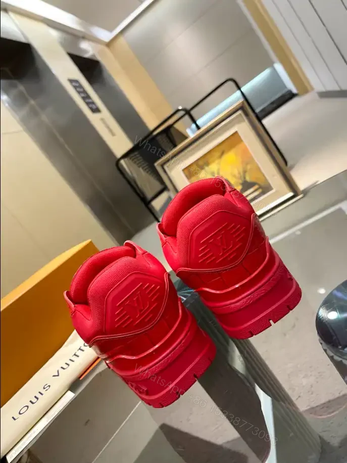 View 6 of LV TRAINER MAXI SNEAKER – LSVT414