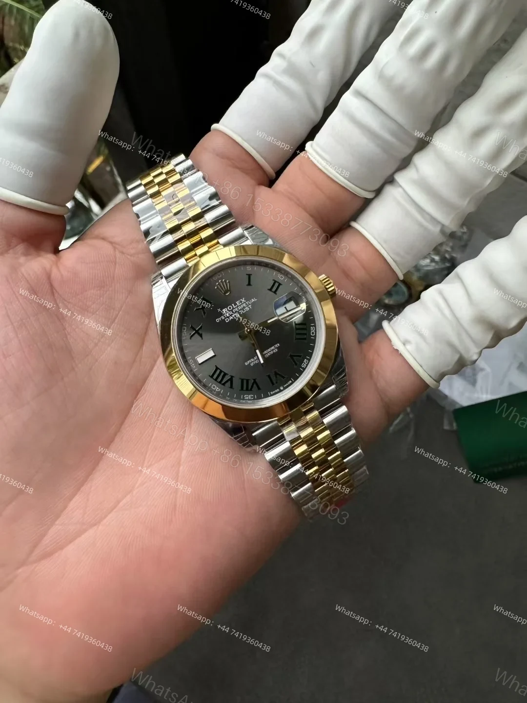 View 7 of Rolex Datejust M126303-0020 1:1 Replica Oystersteel & Yellow Gold Green Roman Dial Jubilee 41MM 3235 Movement Super Clone Watch