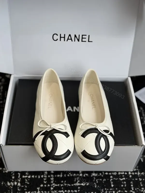 Cream Leather Ballet Flats Pearl Bow Chanel Logo — view 1