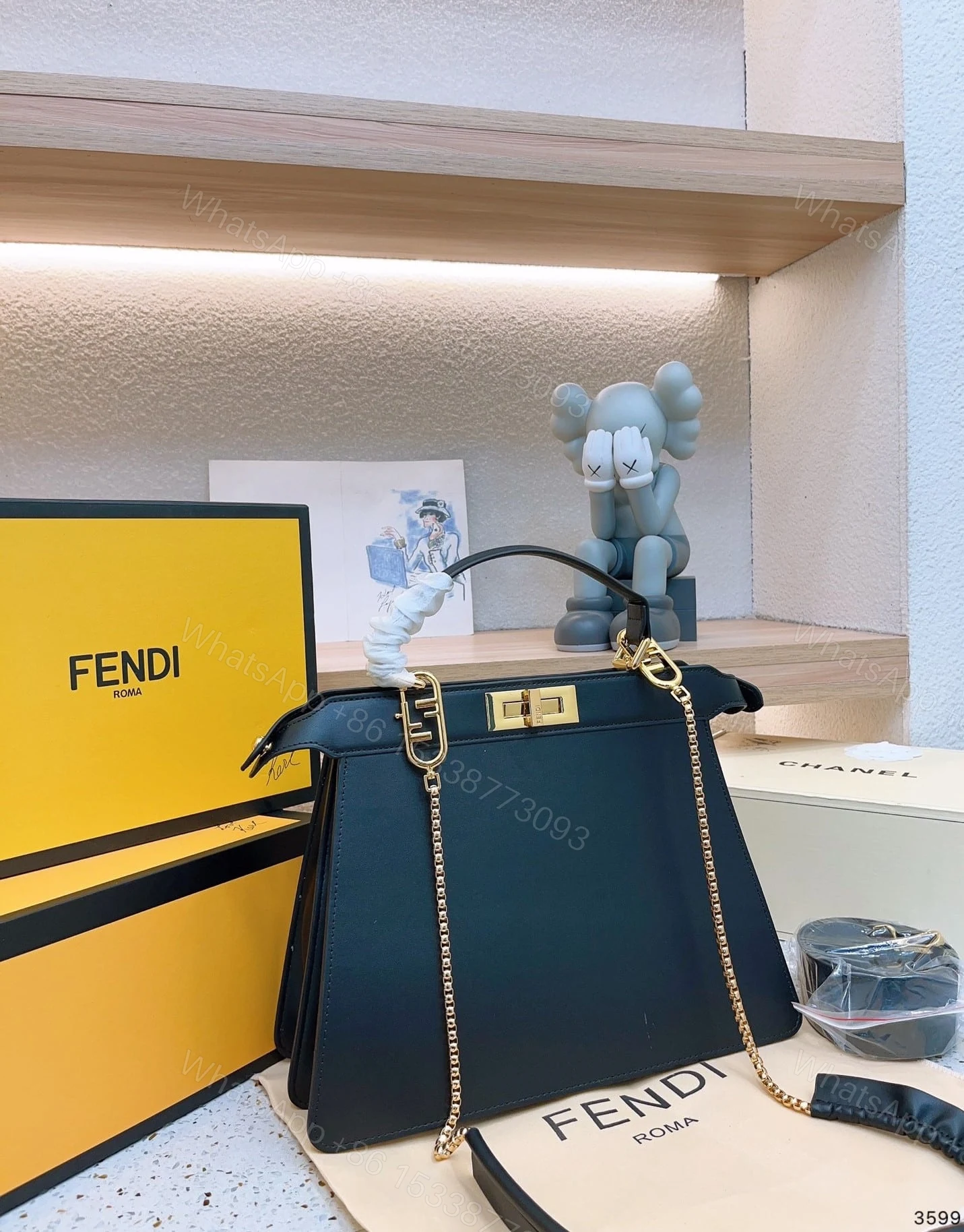 View 10 of FENDI PEEKABOO ISEEU PETITE BLACK 32CM