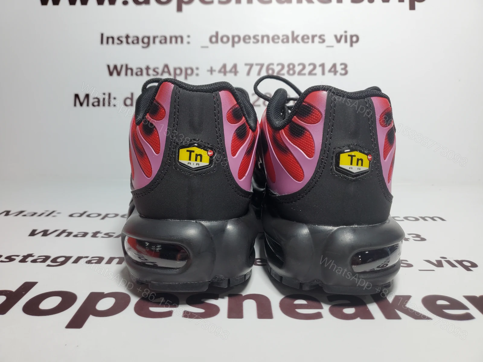 View 4 of Nike Air Max Plus Supreme Black (Nike Tn)