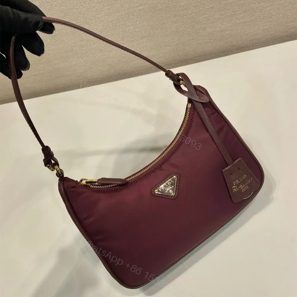 View 4 of 高仿Prada*RE-Nylon系列1N204M腋下包酒紅色Mini免檢版