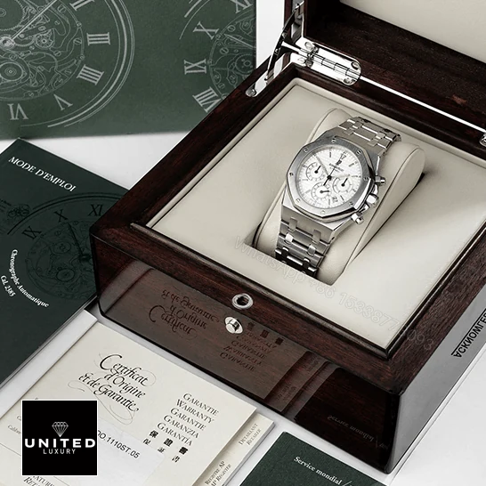 View 9 of Audemars Piguet Royal Oak Chronograph 26300ST.OO.1110ST.05 Replica