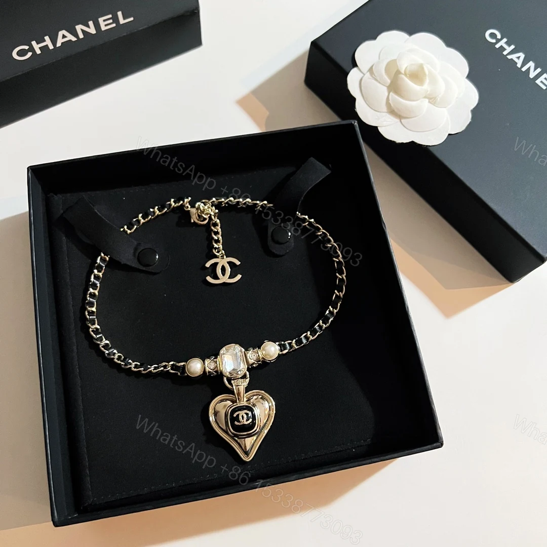 View 4 of EN – Lux Chanel Necklaces 031