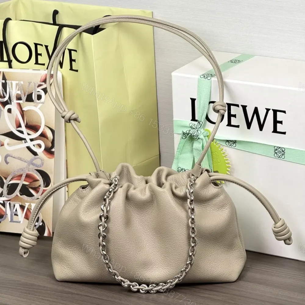 View 4 of 高仿Loewe*Flamenco系列5541雲朵包黏土灰中號免檢版