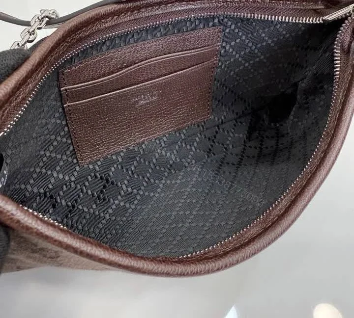 View 23 of Replica Gucci Gossip Small Shoulder Bag WB5651