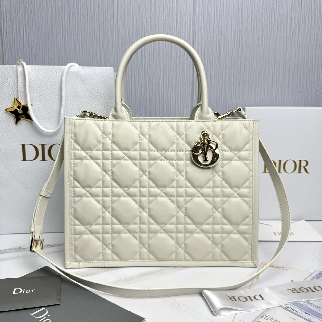 Quilted Tote: Structured Luxe, Iconic Charms, Everyday Elegance — view 1