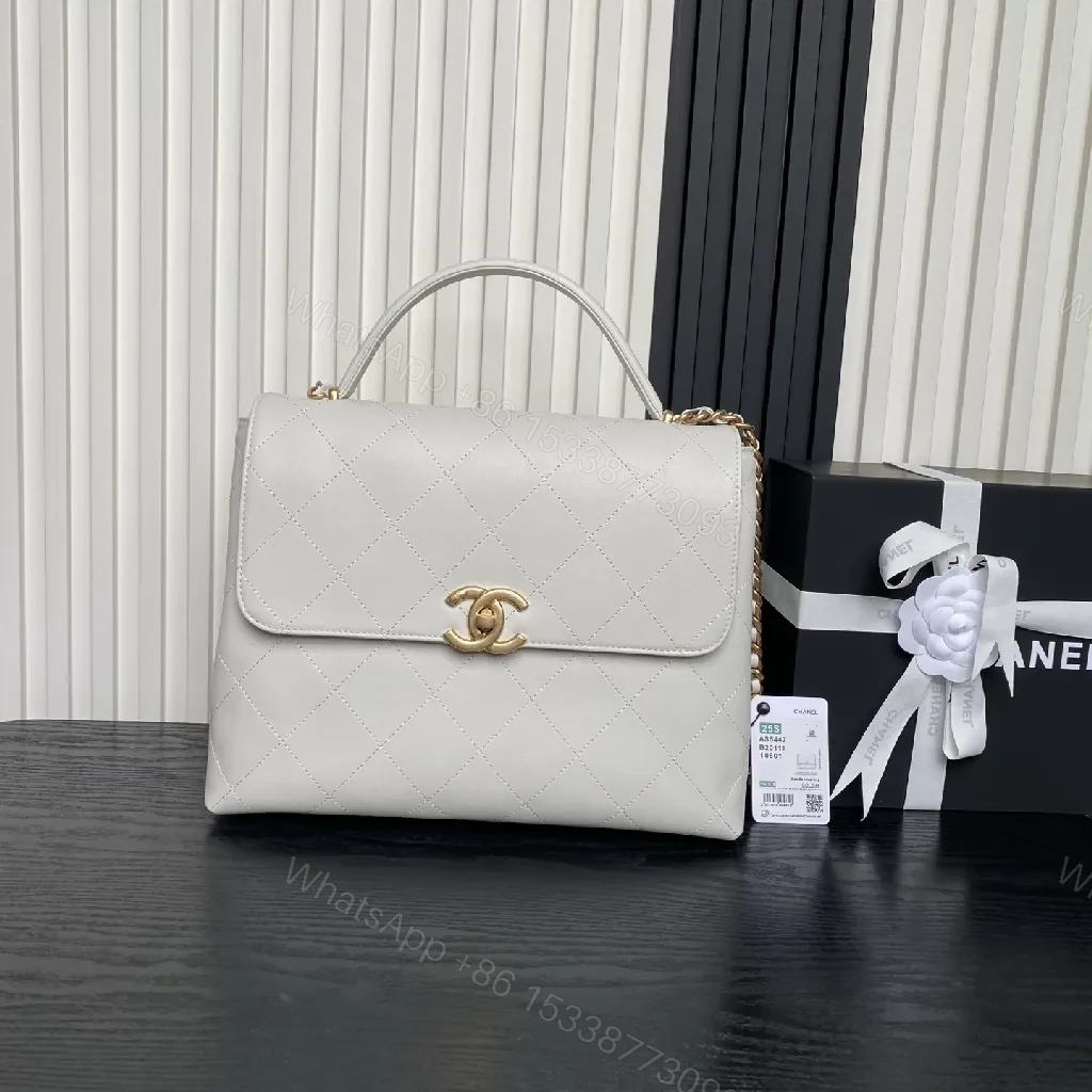 Quilted Leather Handbag: Subtle Shine, Iconic Silhouette — view 1