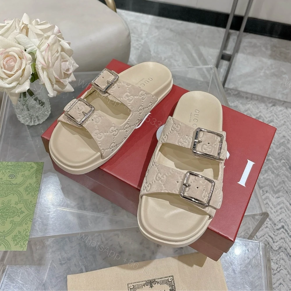 View 3 of GUCCI WOMEN’S SLIDE SANDAL OATMEAL 816380 AADUO 9511