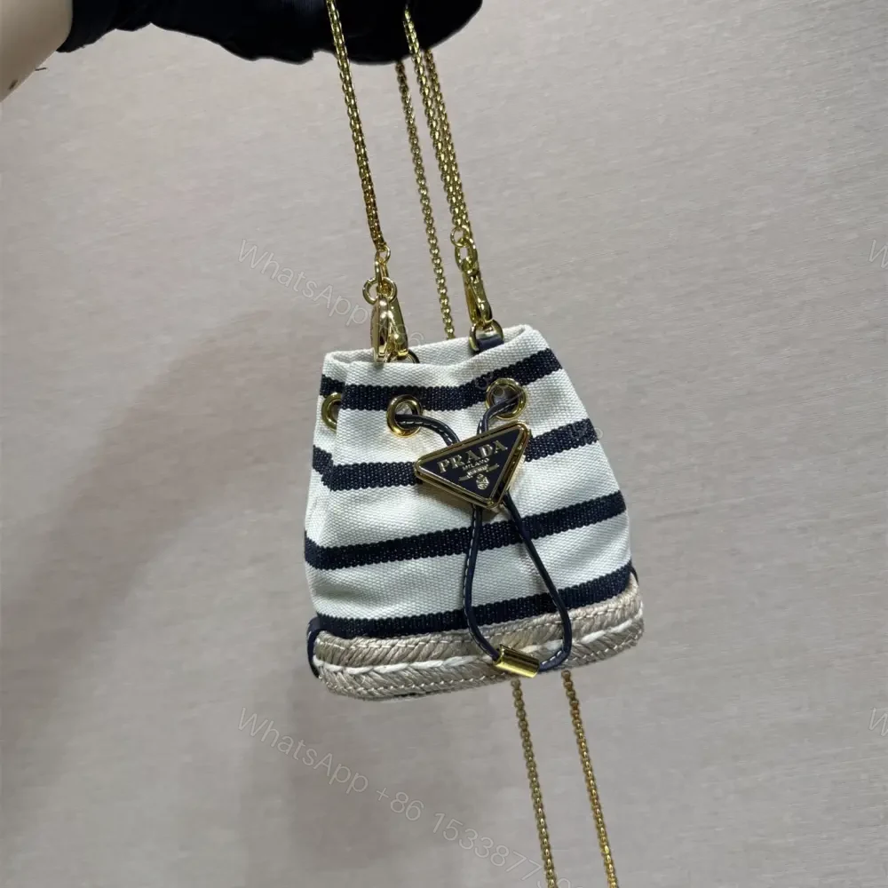 View 10 of 高仿Prada*Mariner系列1NR16H水桶包藍黑Mini免檢版