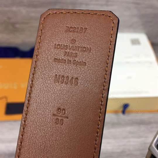 View 4 of LOUIS VUITTON LV PYRAMIDE 40MM REVERSIBLE BELT – B137