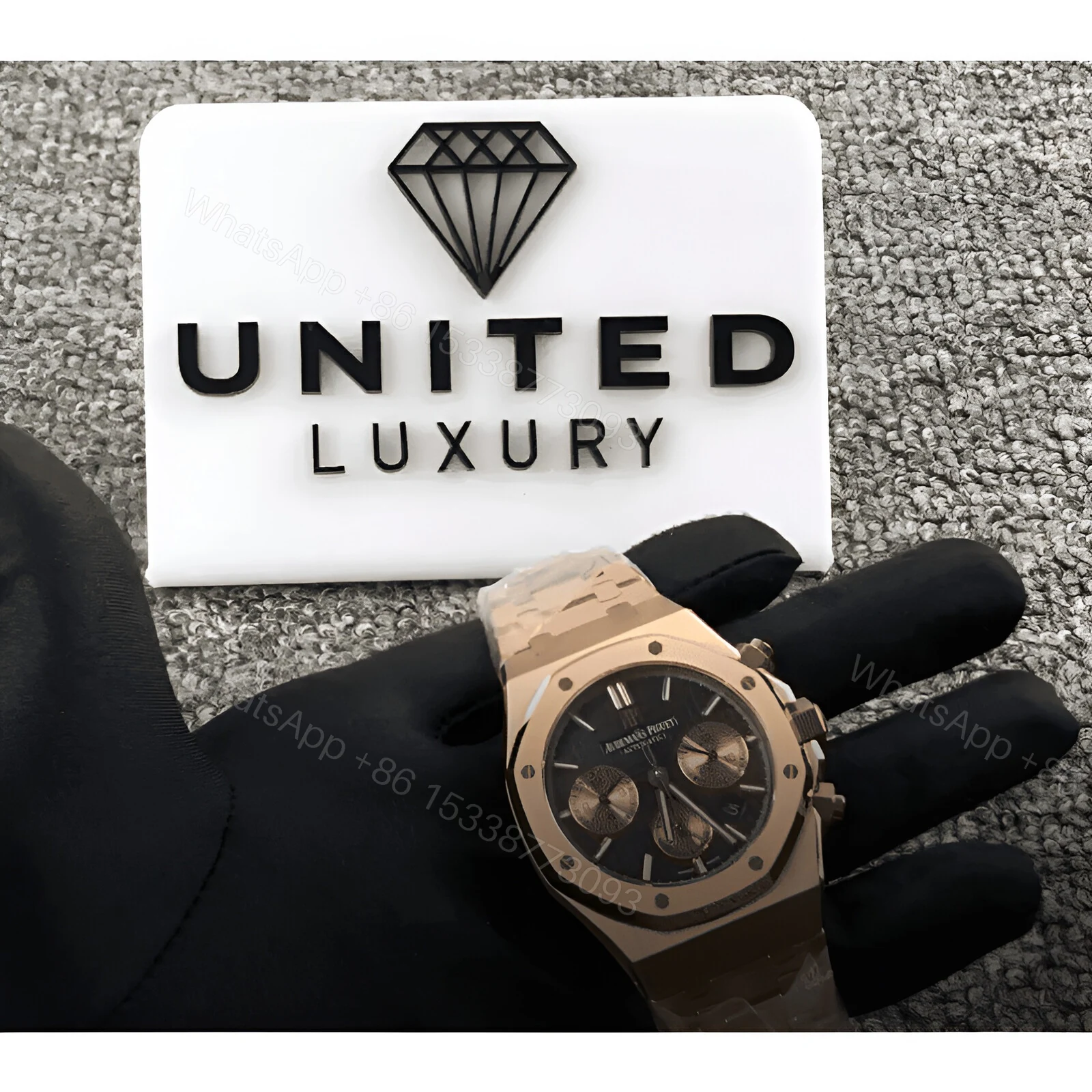 View 4 of Audemars Piguet Royal Oak Chronograph 26331OR.OO.D821CR.01 Replica