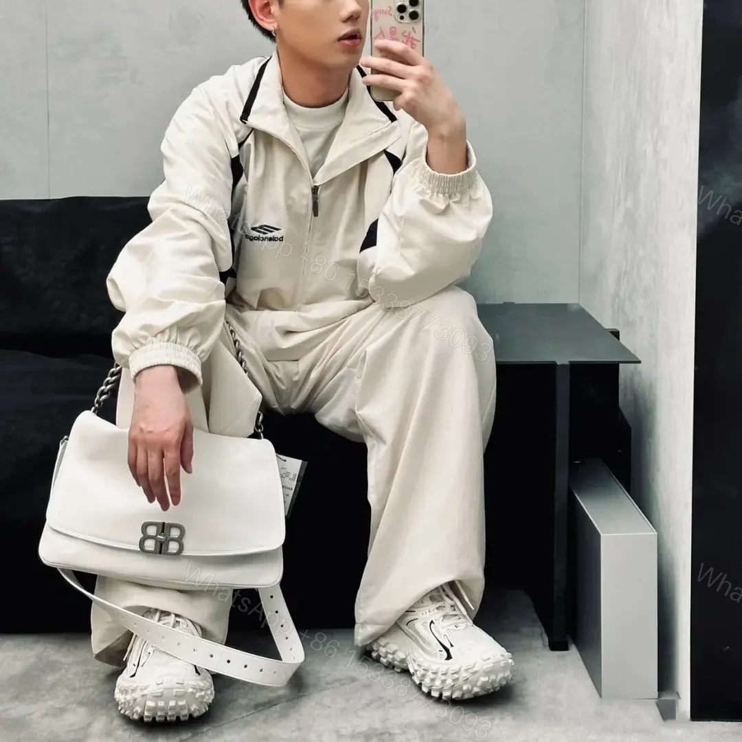 View 14 of 高仿Balenciaga*BBSolt系列腋下包白色M