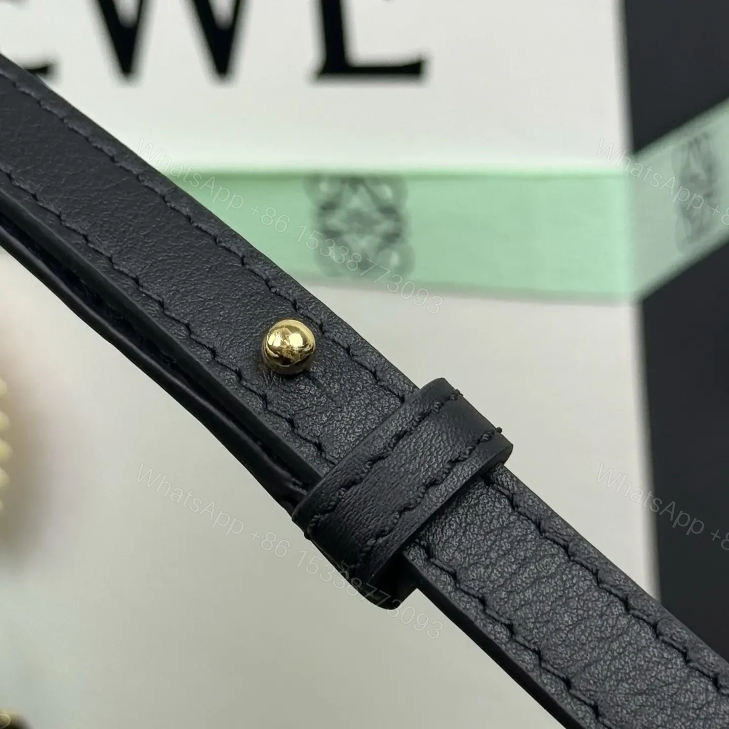 View 17 of 高仿Loewe*Amazona系列1101橫版手提包勃艮第酒免檢版