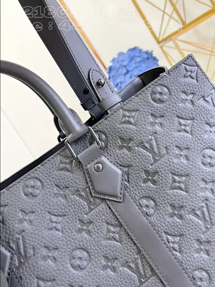 View 8 of LOUIS VUITTON SAC PLAT 24H MONOGRAM TAURILLON LEATHER – LBV392