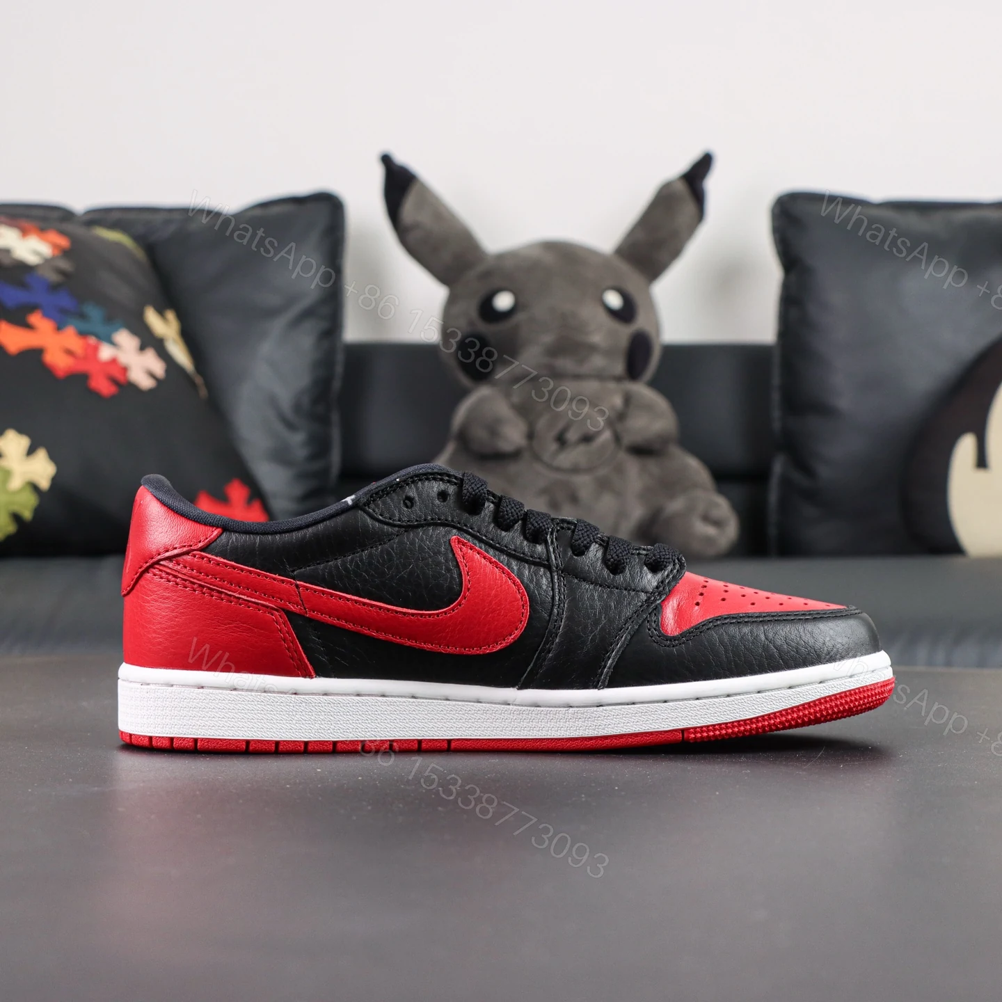 View 2 of Air Jordan 1 Retro Low OG”Banned”