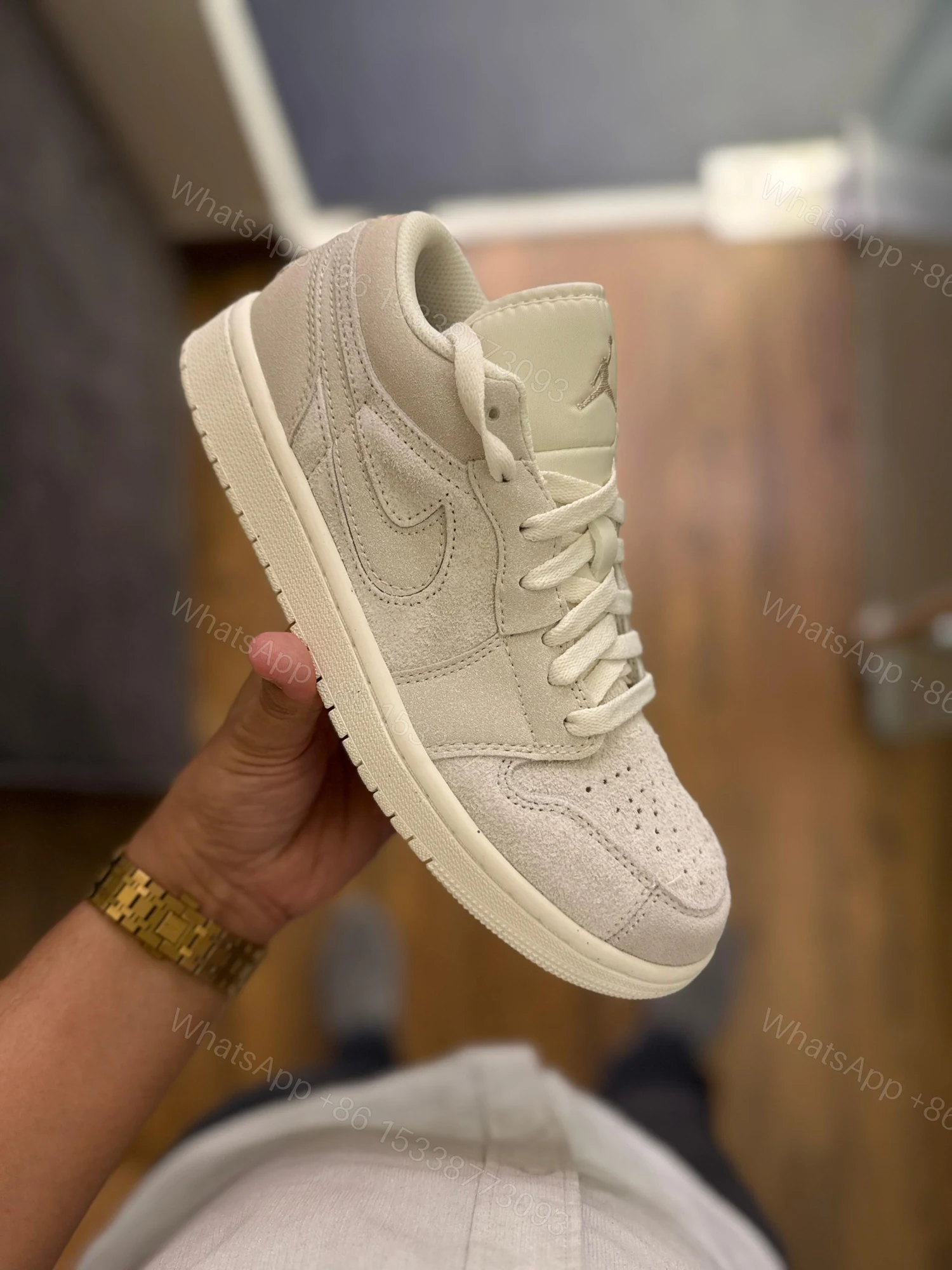 View 2 of FIRST COPY AIR JORDANS 1 LOW SE Craft Pale Ivory