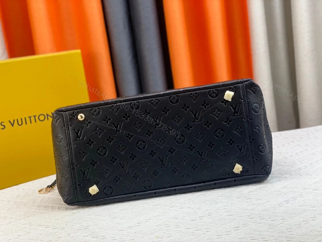 View 9 of Louis Vuitton Artsy
