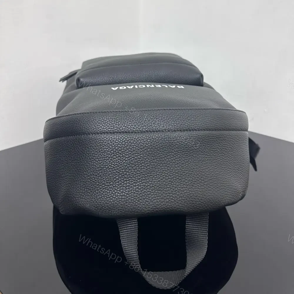 View 7 of 高仿BalenciagaExplorer系列小牛皮背包S