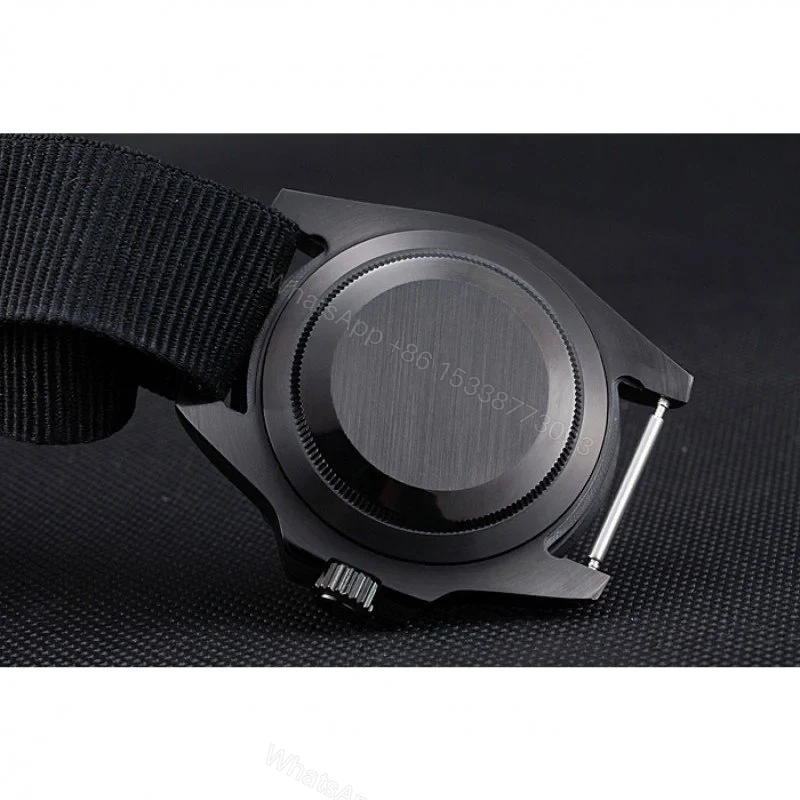 View 8 of Replica Rolex Submariner Black Dial 622006