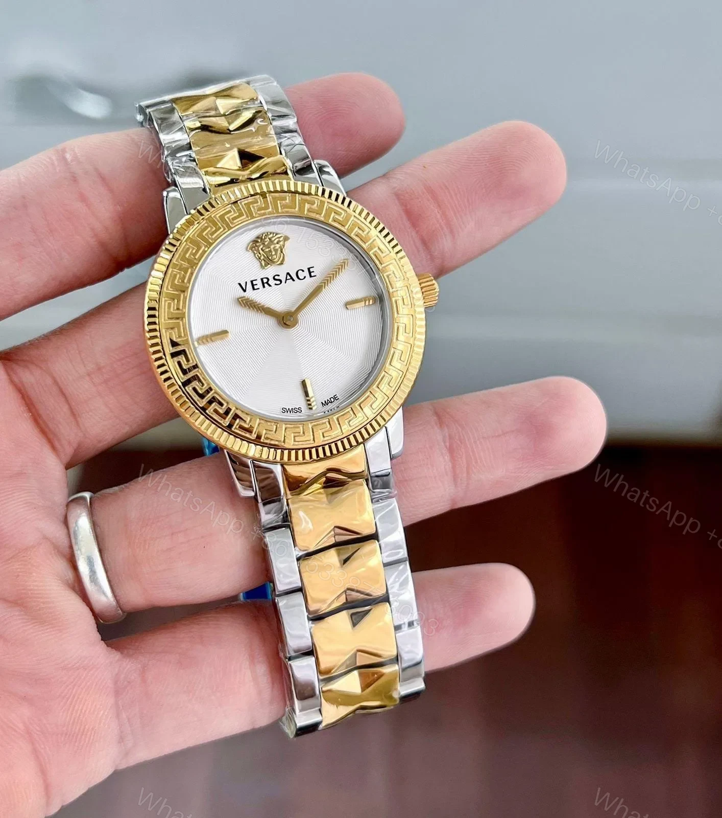 Versace Exquisite V-Tribute — view 1