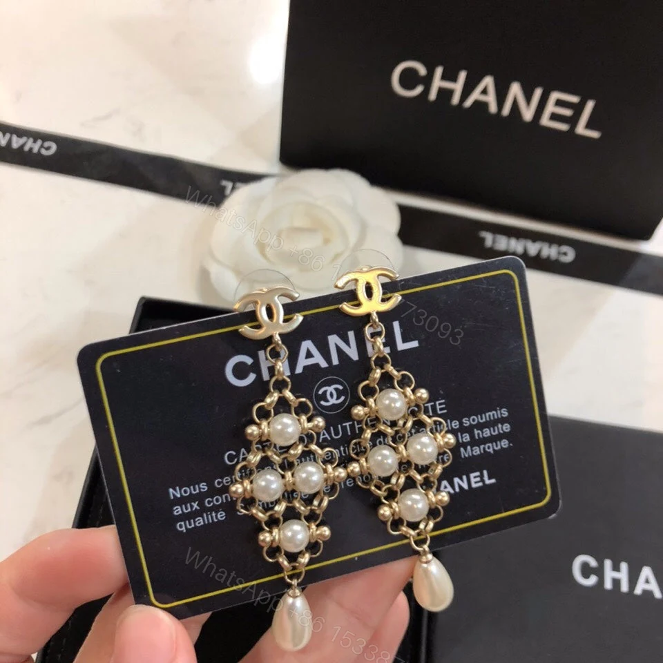 View 6 of EN – Lux Earring Chanel 020