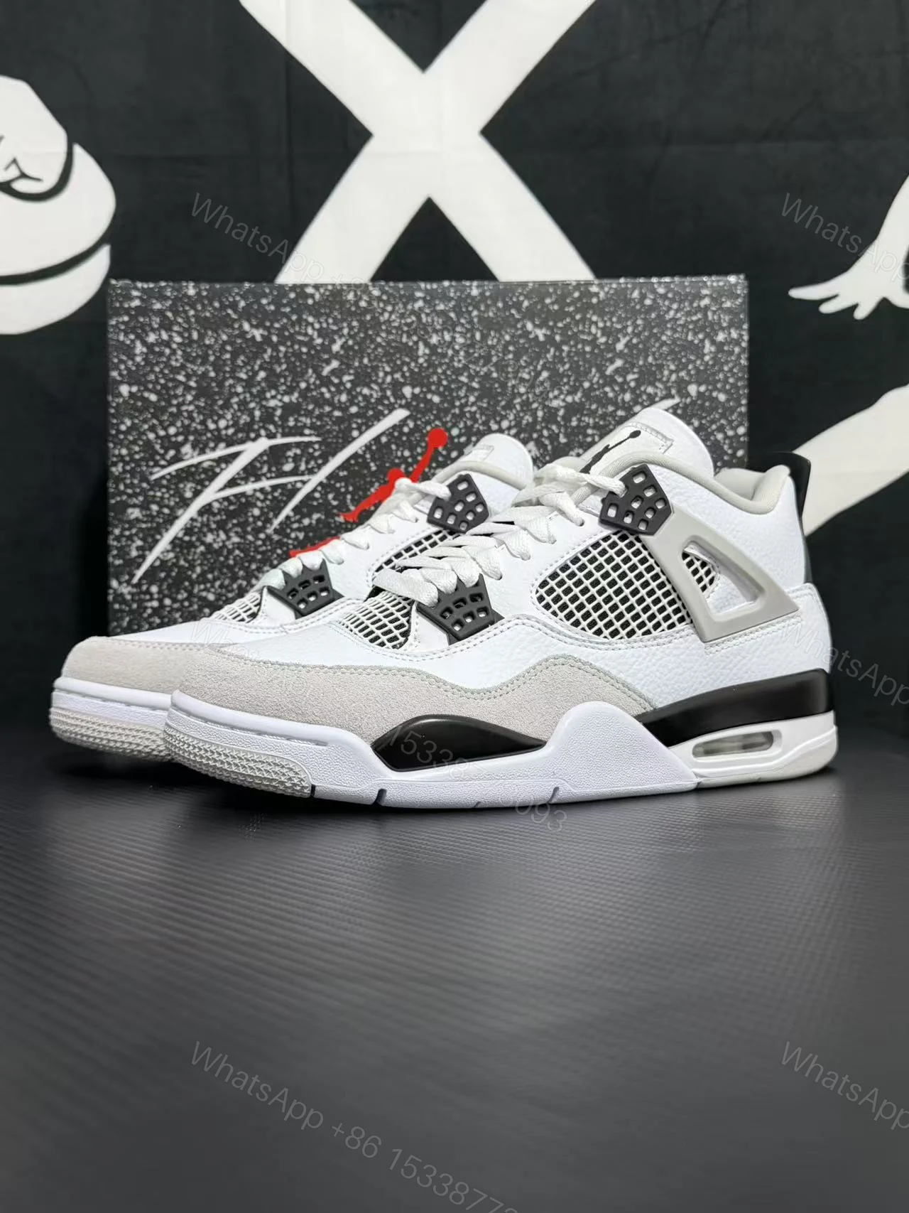 Air Jordan 4 Military Black (Cost-Effective Version) — view 1