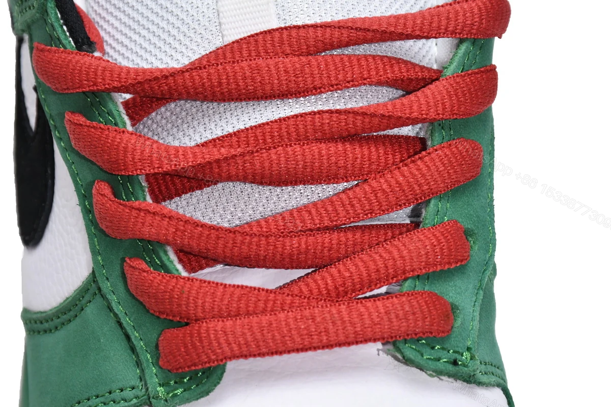 View 5 of Nike Dunk SB Low HeineKen 304292-302