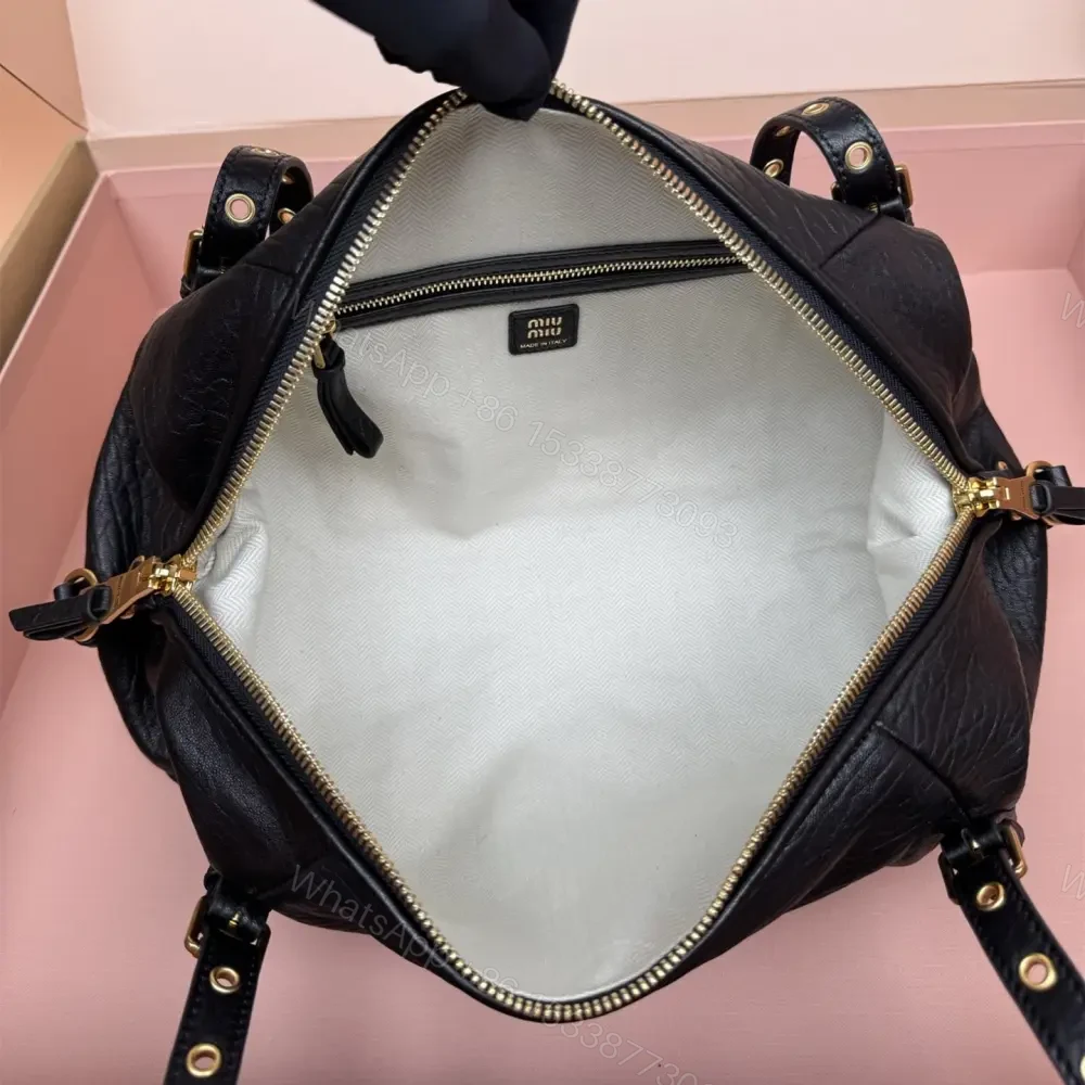 View 10 of 高仿miumiu*5BC190小羊皮壓花單肩包黑色免檢版
