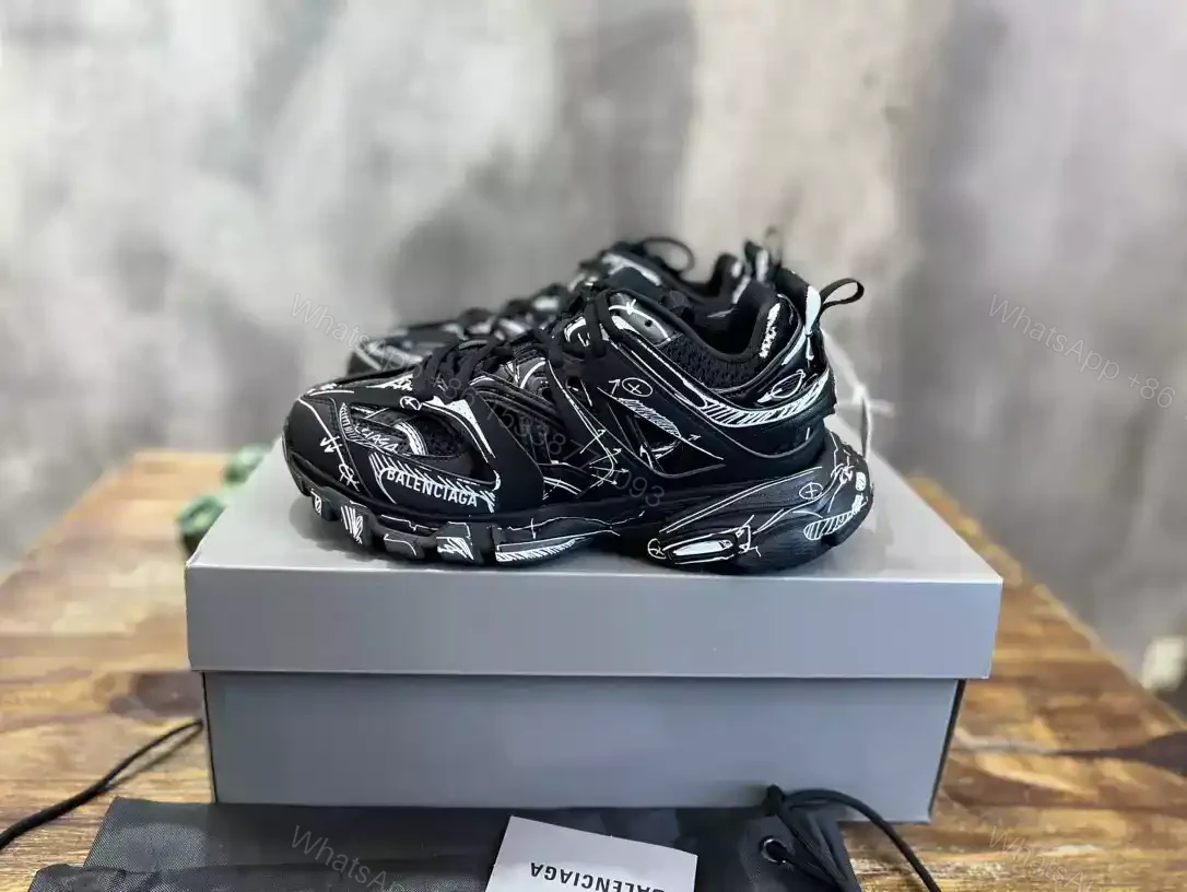 BALENCIAGA TRACK SNEAKER – BB247 — view 1