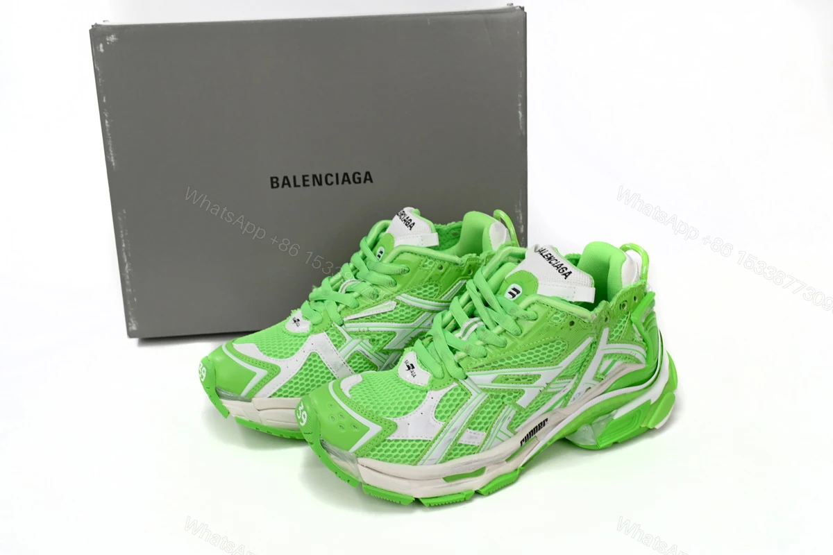 Balenciaga Runner White Green 677402 W3RBM 3590 — view 2