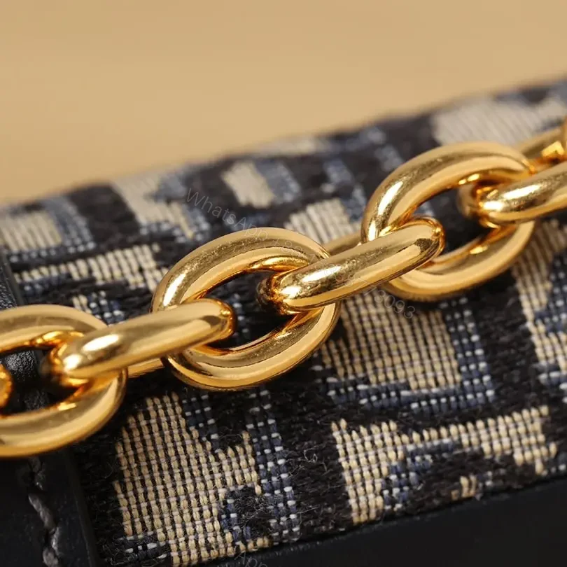 View 14 of 高仿Dior*30Montaigne系列EastWest手袋S免檢版
