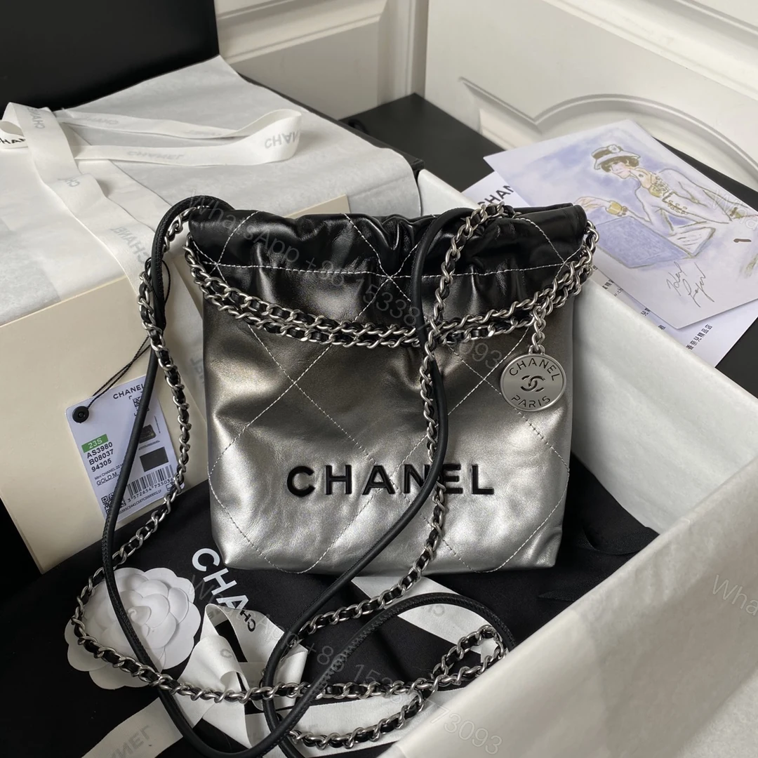 CHANEL 高仿銀黑漸層束口包 女士鏈條肩背款 個性時尚亮面設計 — view 1