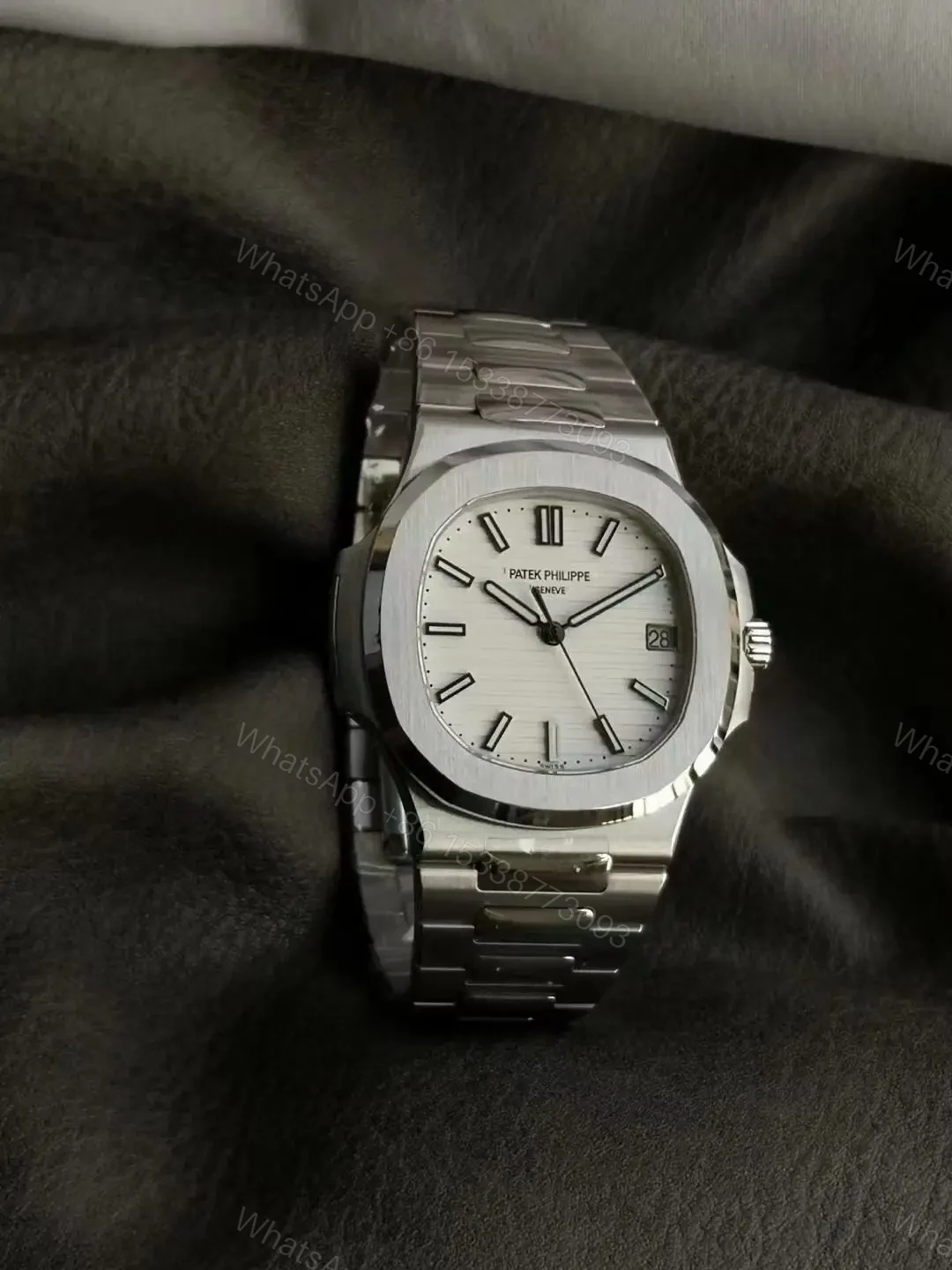 View 3 of Replica Patek Philippe Nautilus 5711 White Dial