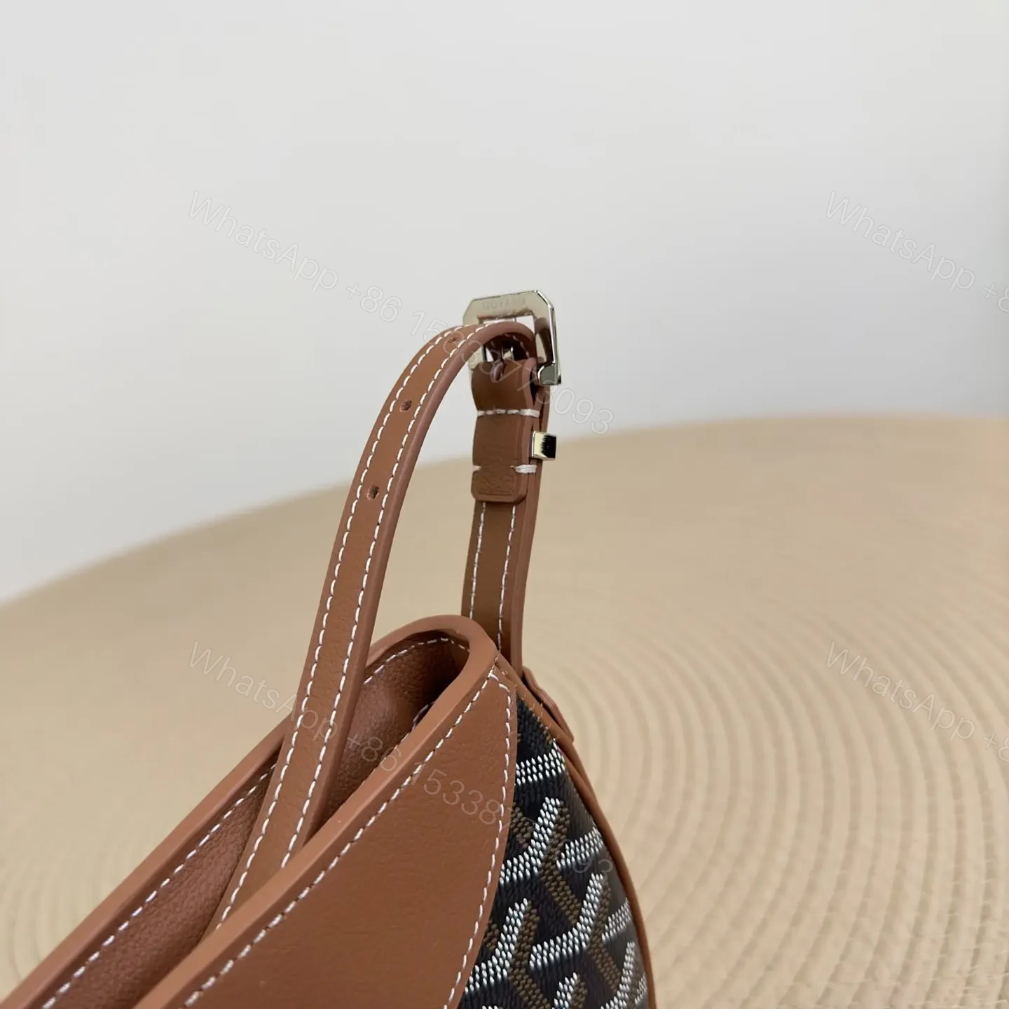 View 10 of 高仿Goyard*01CL03P單肩半月包棕色免檢版