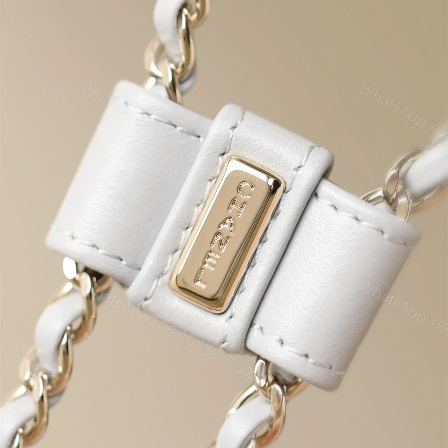 View 22 of 高仿Chanel*24K系列AS2908小牛皮淡灰雙肩包小號免檢版