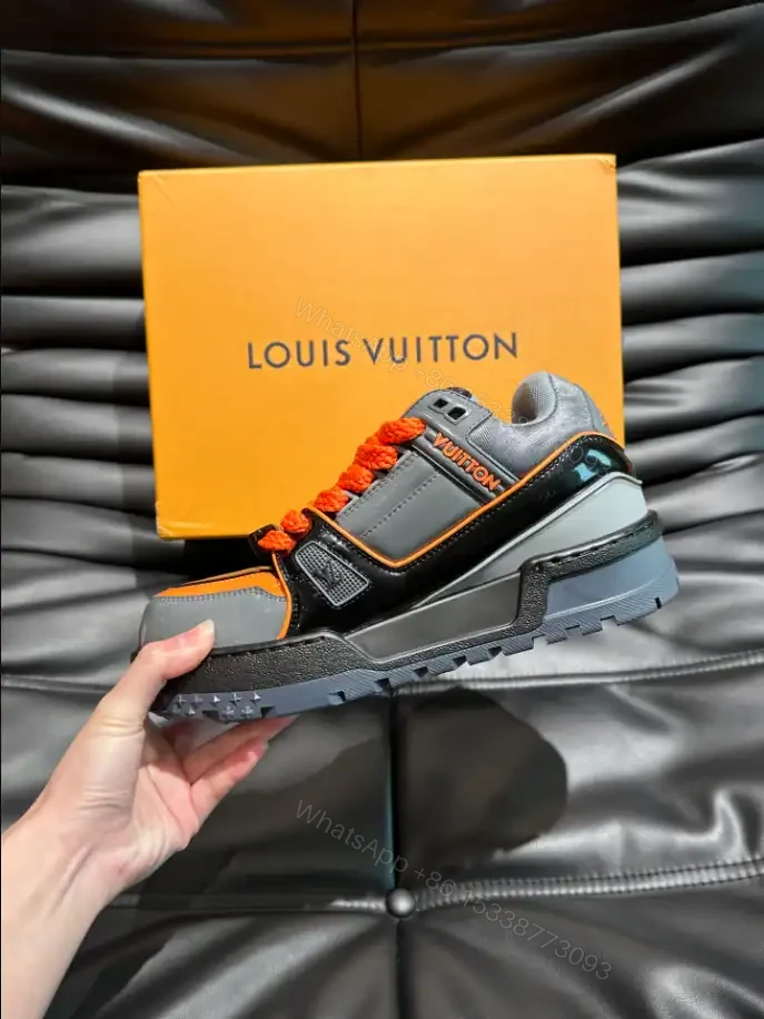 View 3 of LV TRAINER MAXI SNEAKER – LSVT418