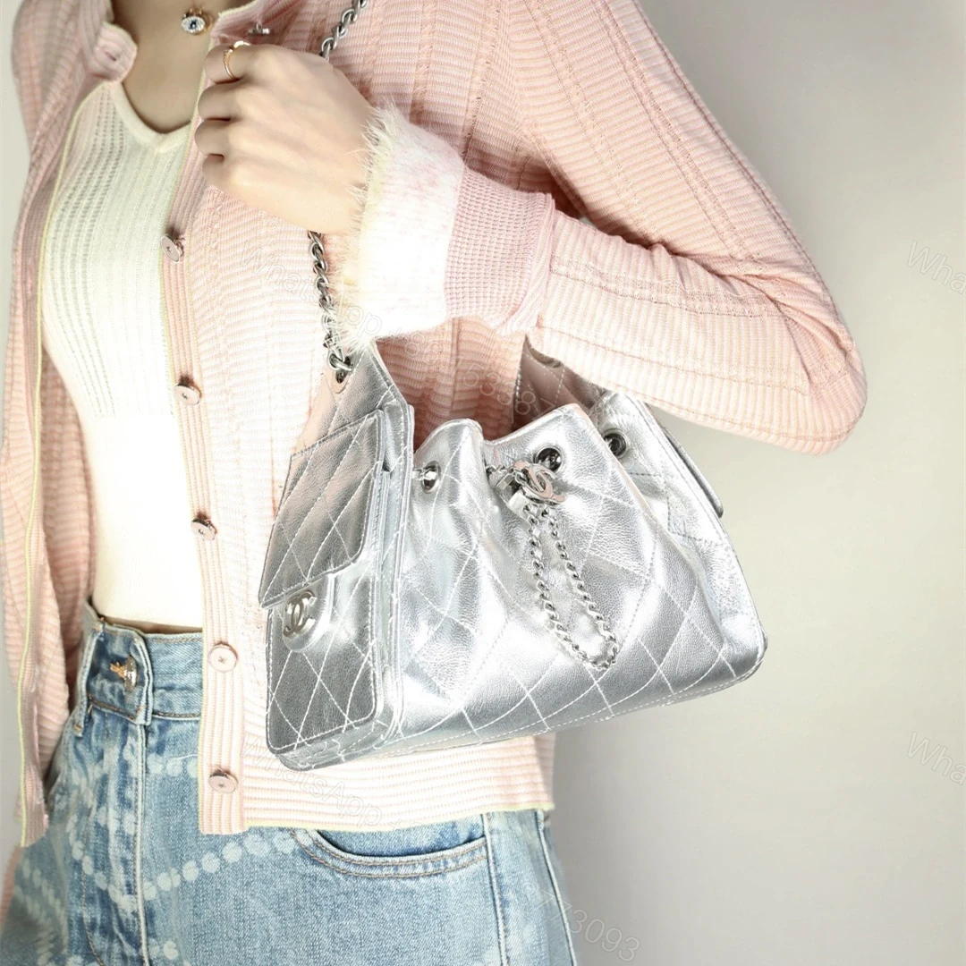 View 21 of 高仿Chanel*26C/25Bag系列AS5631小牛皮手袋Mini銀色免檢版