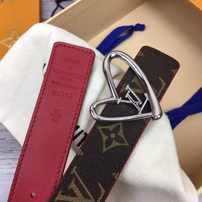 View 3 of LOUIS VUITTON ICONIC 30MM REVERSIBLE BELT – B183