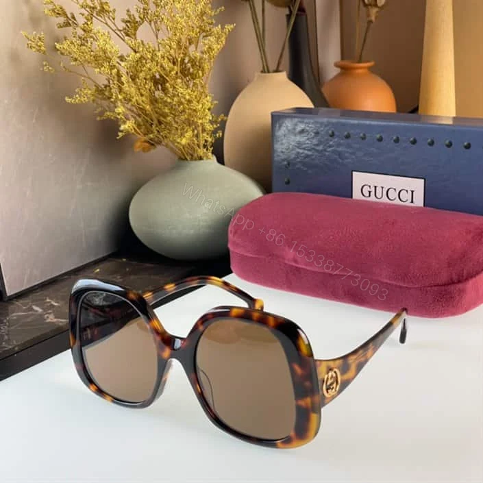 View 3 of GUCCI SUNGLASSES – GST06